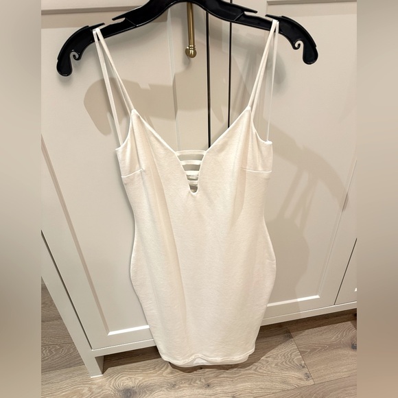 Bec + Bridge white midi strappy dress 👗 - Picture 2 of 8